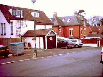Bed & Breakfast Bed and Breakfast Waves In Bournemouth